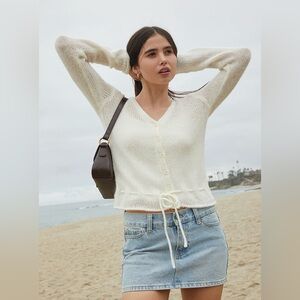 Brandy Melville John Galt Women's Cream Button Front Tie
Cardigan